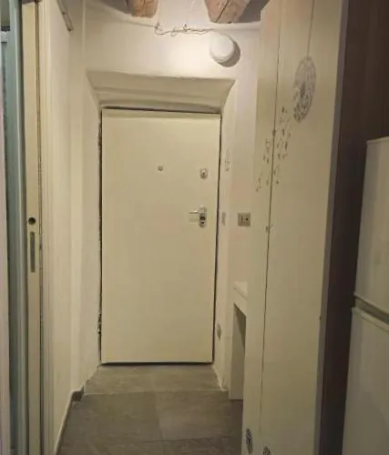 アパート Kasa 300 アオスタ